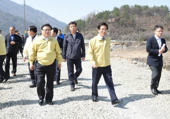 b907615273dbea2948245a83cef32059