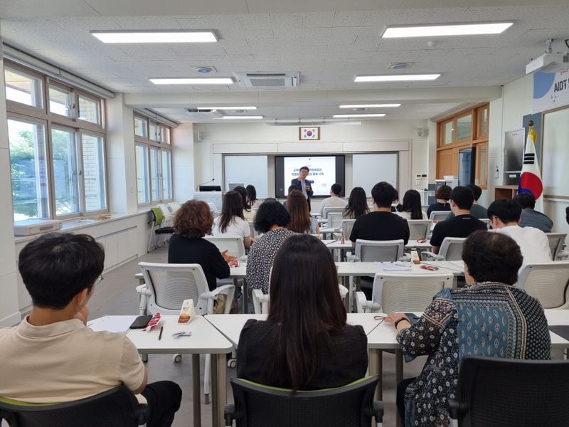 문경교육지원청, ‘학교로 찾아가는 교직원 연수’ 개최. /문경교육지원청 제공
