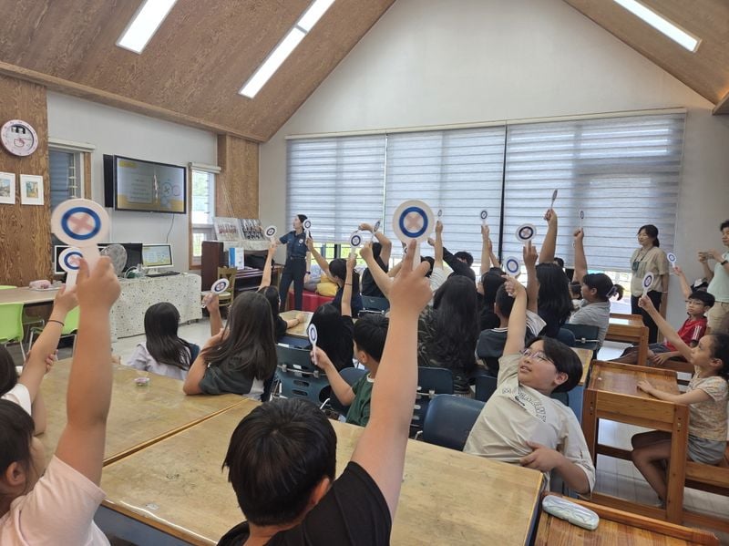 문경경찰서, 지역아동센터 찾아 학교폭력 예방 교육