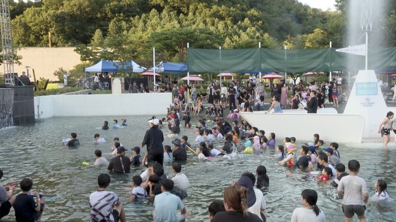 문경 좀비워터나이트, 4500명 열광