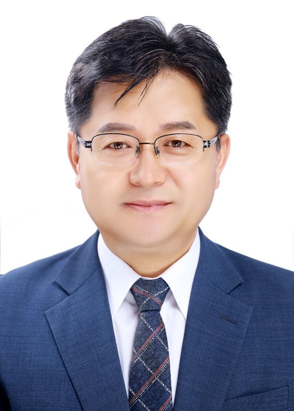 제37대 유진선 문경교육장 부임