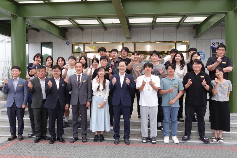 임종식 경북교육감, 문경 모전초등학교 방문