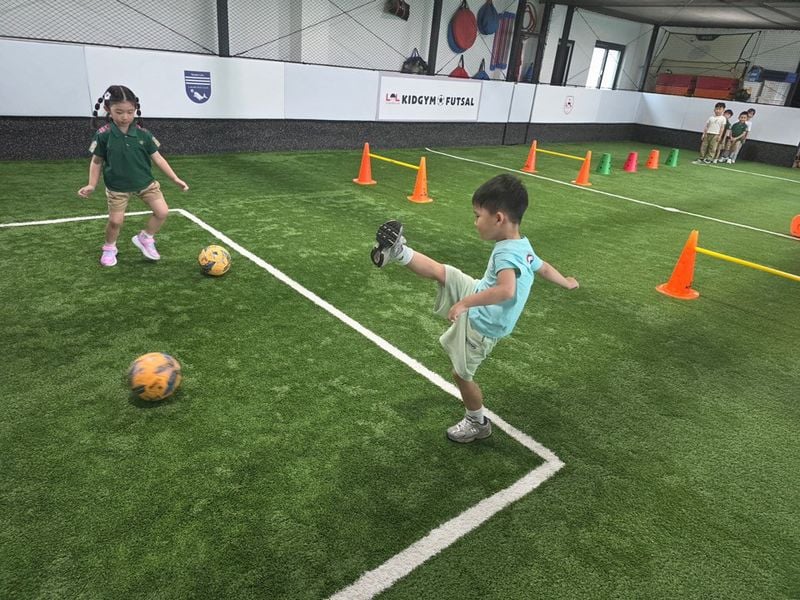 점촌북초병설유치원, 축구 놀이로 건강과 협동심 키워