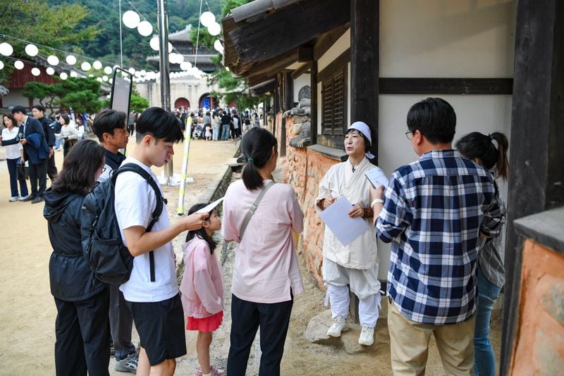 ‘제3회 문경새재 달항아리 야행’ 성황리 개최
