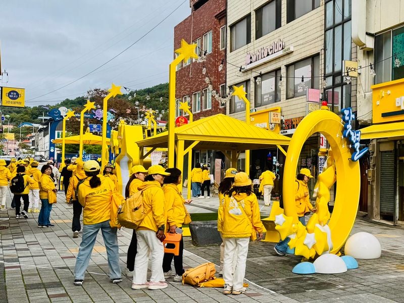 문경 점촌점빵길 가을음악회…6천여 명 인파 몰리며 대성황