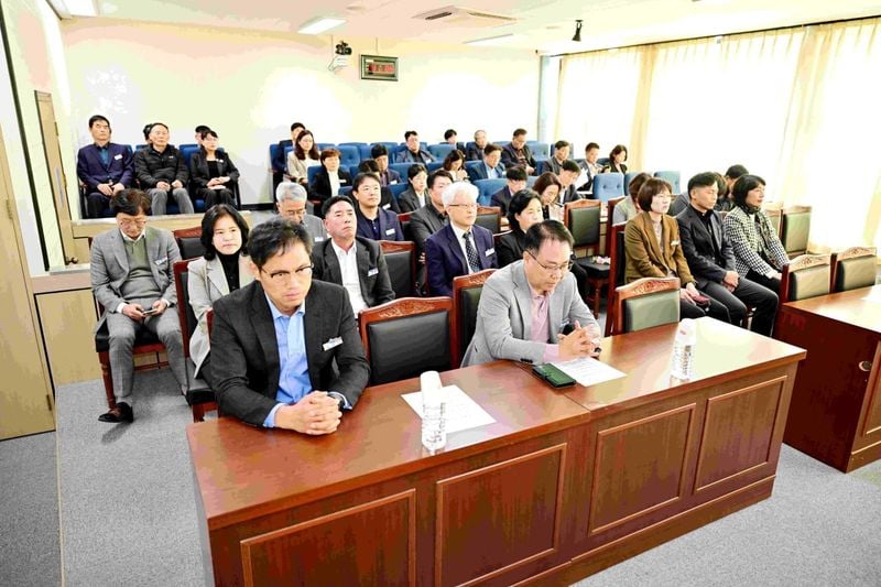 문경시의회, 제288회 임시회 시정에 관한보고 시작