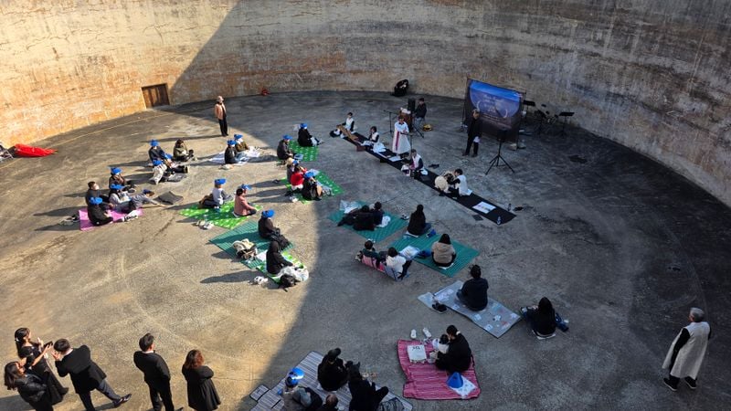 문 닫은 문경시멘트공장 ‘베이신’에서 음악회 개최