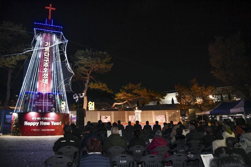 성탄절 한 달 앞두고 문경에 성탄트리 불 밝혀