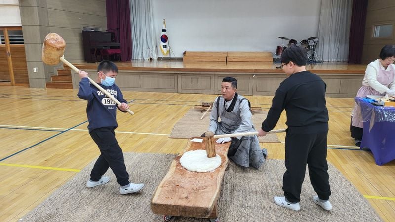 문경 동성초등학교, 마을결합형 교육과정 ‘떡-다도 체험’ 운영