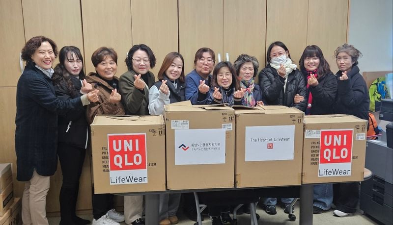 문경지역자활센터, 취약 어르신 95명에 보온 의류 지원