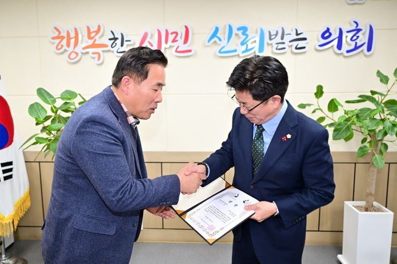 정부가 인정한 문경시의회, 이번엔 ‘의원 개인 역량’으로 다시 증명했다