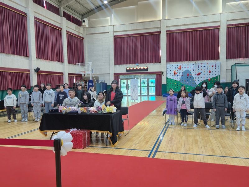 문경 동성초교, 1명을 위한 맞춤형 졸업식 화제