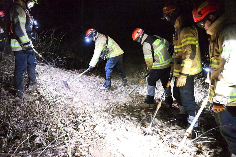 문경소방서, 119산불특수대응단과 야간 산불 대응훈련 가져
