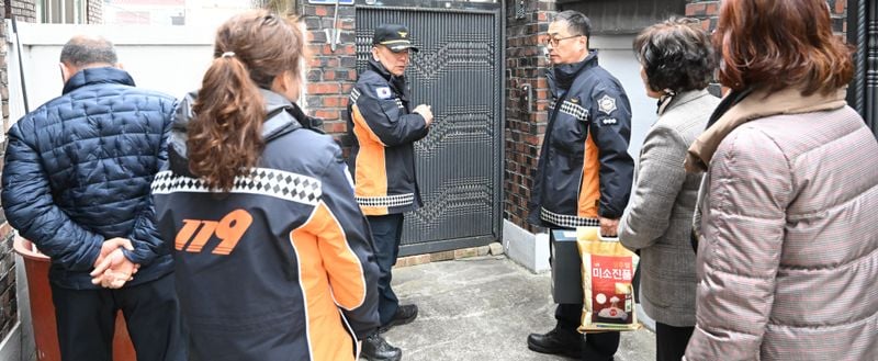 문경소방서, 설 명절 맞아 소외이웃에 온정의 손길 전해