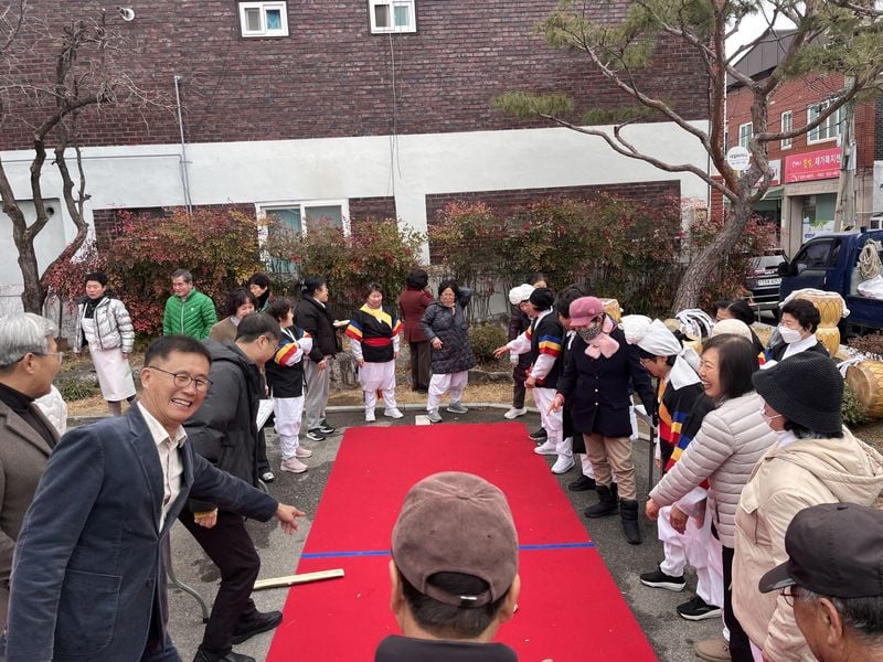 점촌3동 도움단체 화합 윷놀이 성황리 개최