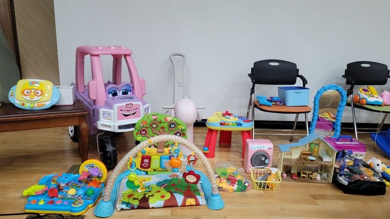 “지구도 살리고 지갑도 지켜요”…문경시육아종합지원센터 장난감 경매 ‘인기’