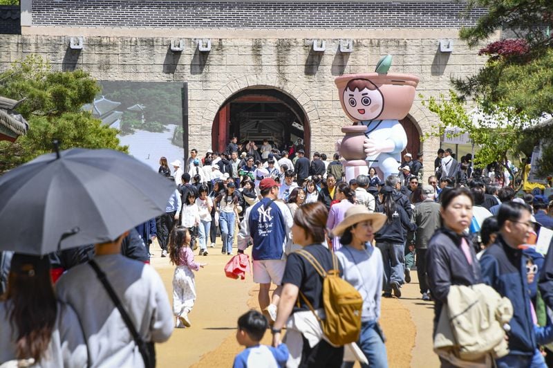 문경 관광 살리는 ‘첫 관문’…찻사발축제 5월 1일 대장정 돌입