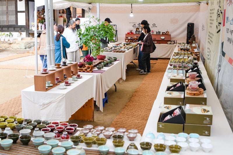 문경 관광 살리는 ‘첫 관문’…찻사발축제 5월 1일 대장정 돌입