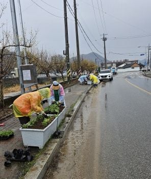 농암면 새마을회, 아름다운 농암면 만들기에 구슬땀