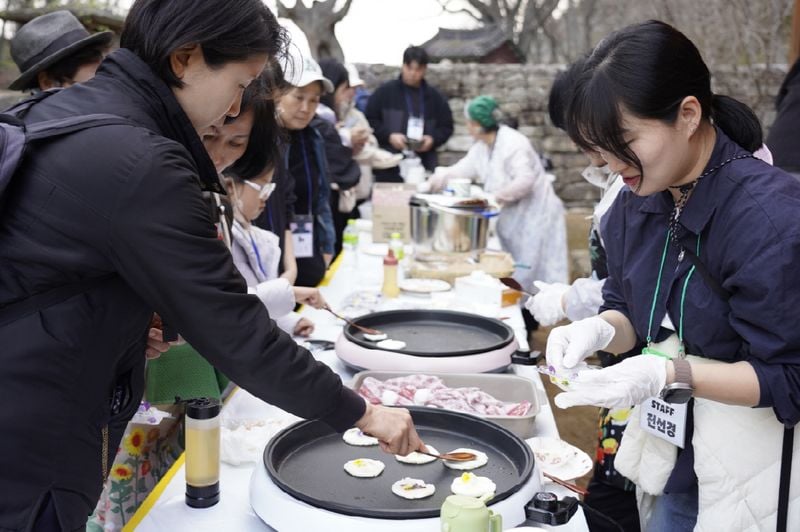 올해 문경달빛사랑여행 첫 번째, 고모산성 야행 성황