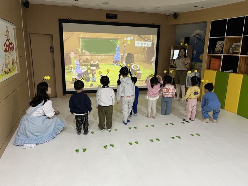 문경시립모전도서관 체험형 동화구연 운영