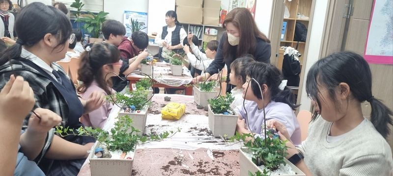 문경시 ‘찾아가는 청소년 이동상담실’ 운영