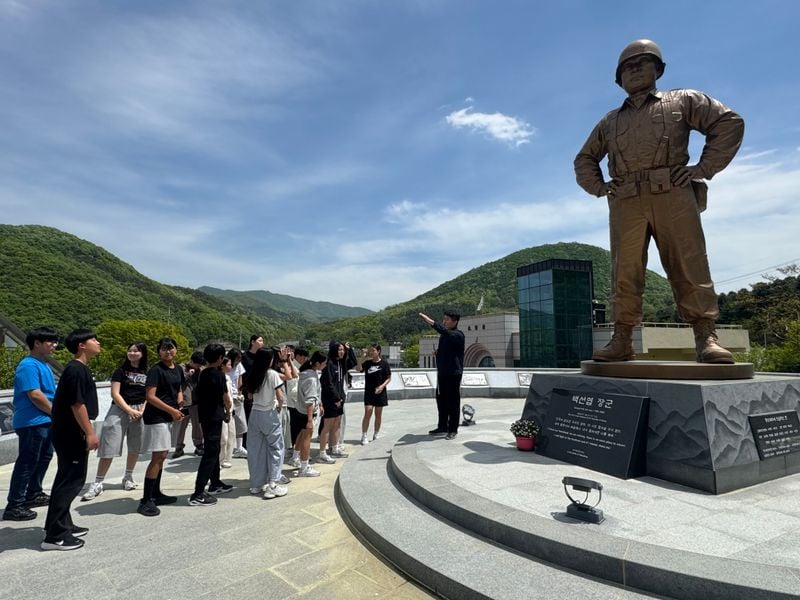 문경서중 1학년, 전적지 찾아 ‘나라사랑’ 배웠다