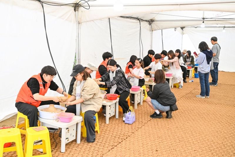문경찻사발축제, 개막 연휴 3일간 ‘흥행 대박’