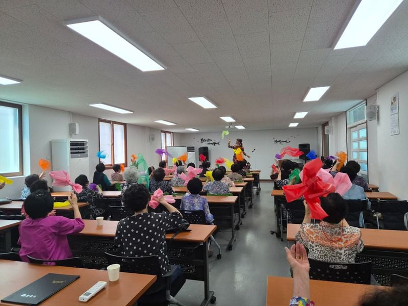 문경시종합사회복지관, 노인맞춤돌봄서비스 ‘청춘학당’ 성황리 종강