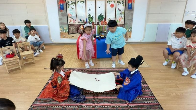 문경유치원, 우리 동네 놀이 데이(Day) 주간 운영