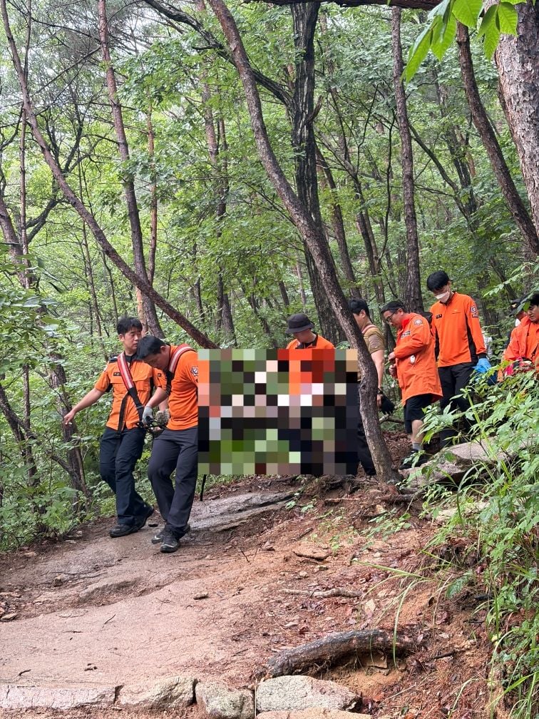 문경소방서, 대야산 산행 중 부상 등산객 안전 구조