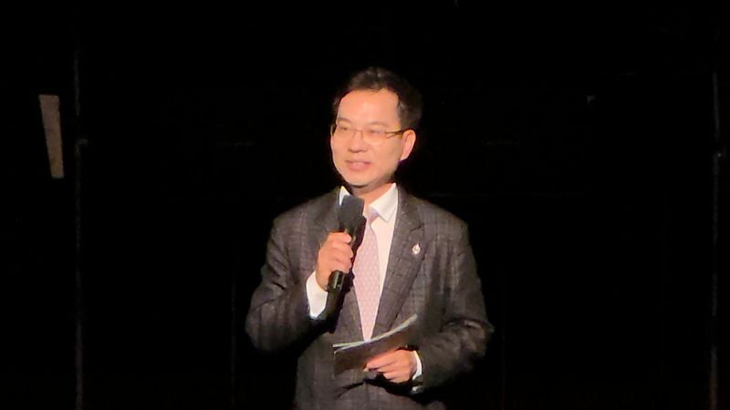 공연을 주최한 문경출신 고탁희 중국한인회총연합회장