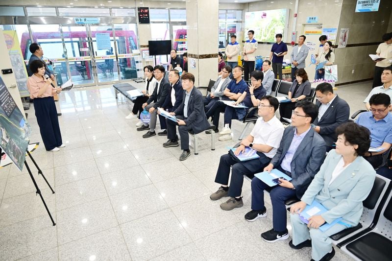 문경시의회, 주요 사업장 현장답사… ‘발로 뛰는 현장 의정’ 실천