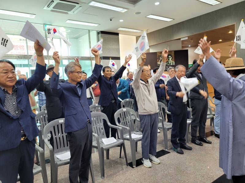 광복 81주년, 문경 곳곳 태극기 물결…‘의로운 도시 문경’ 빛났다
