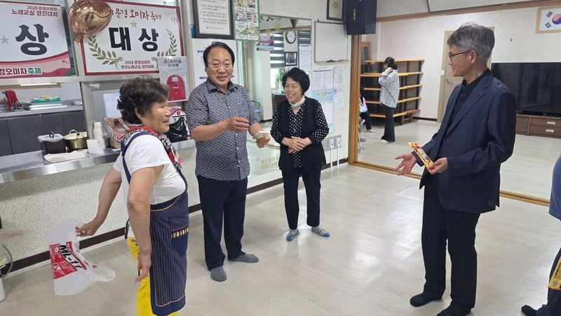 마성면 체육회, 말복에 ‘복달임 수박’ 경로당 기증