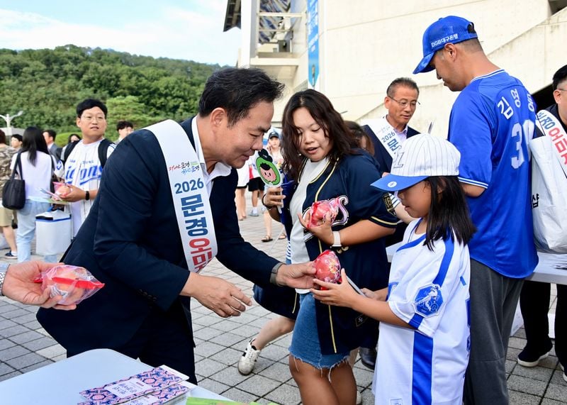 [사진] 김학홍 문경시장, 구속은?