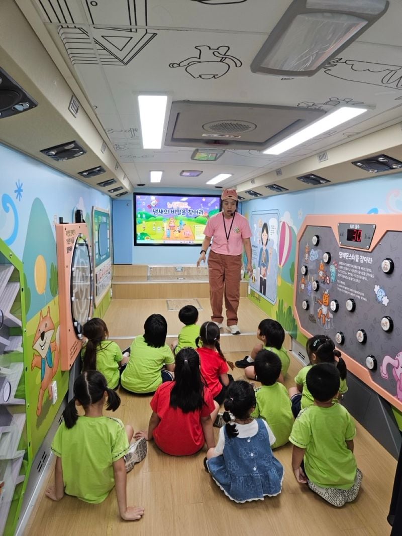 문경시보건소, 찾아가는 버스형 유아 흡연 예방 교육