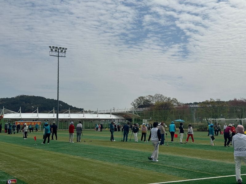 전국 그라운드골프 동호인 900여 명, 문경에 모인다