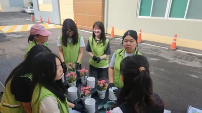문경여중 에코리더, 독거노인에게 반려 식물 전달