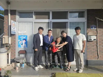 문경소방서-소방행정자문위원회, 노인 가구 소화기 보급