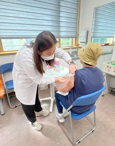 문경시, 65세 이상 시민 대상포진 예방접종 지원