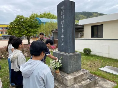 문경 가은초교, 4·19혁명 고 안경식 열사 추모식 올려