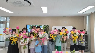 문경시가족센터 ‘가족 사랑의 날’ 풍선꽃다발 만들기 운영