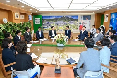 김학홍 문경시장·이철우 경북지사, ‘급이 달라진 만남’…문경 현안 놓고 머리 맞대