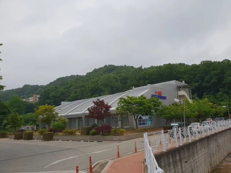 문경국민체육센터 수영장 전경. /문경관광공사 제공