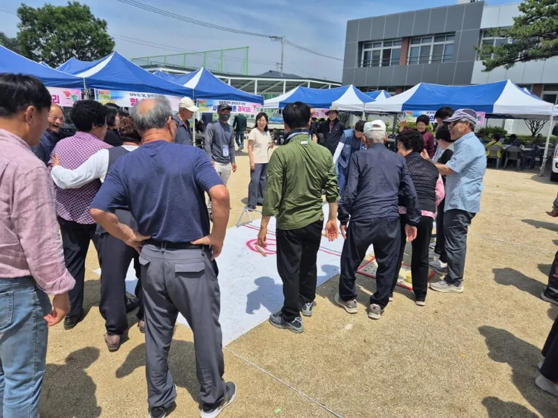 문경시 산양면 제26회 금천축제 윷놀이 모습