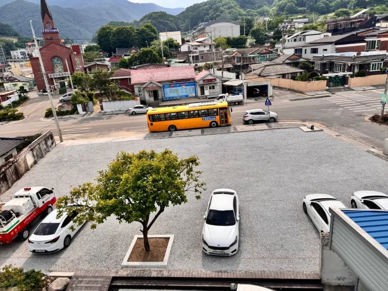 문경읍행정복지센터 임시주차장 전경. /문경시 제공