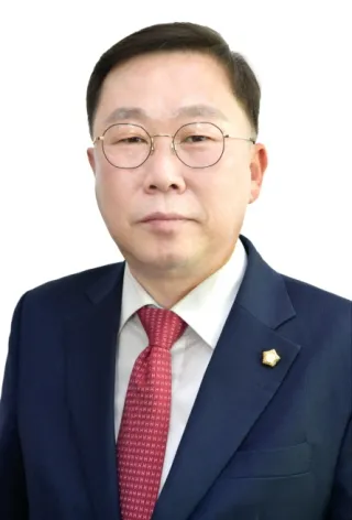 533d9c41018e0b82b8957b8fe797ea9d